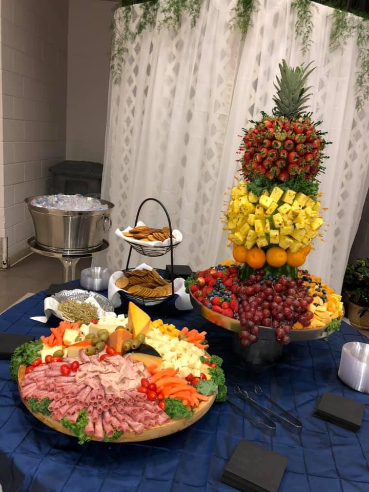 Wheelchair-accessible dining space and entrance